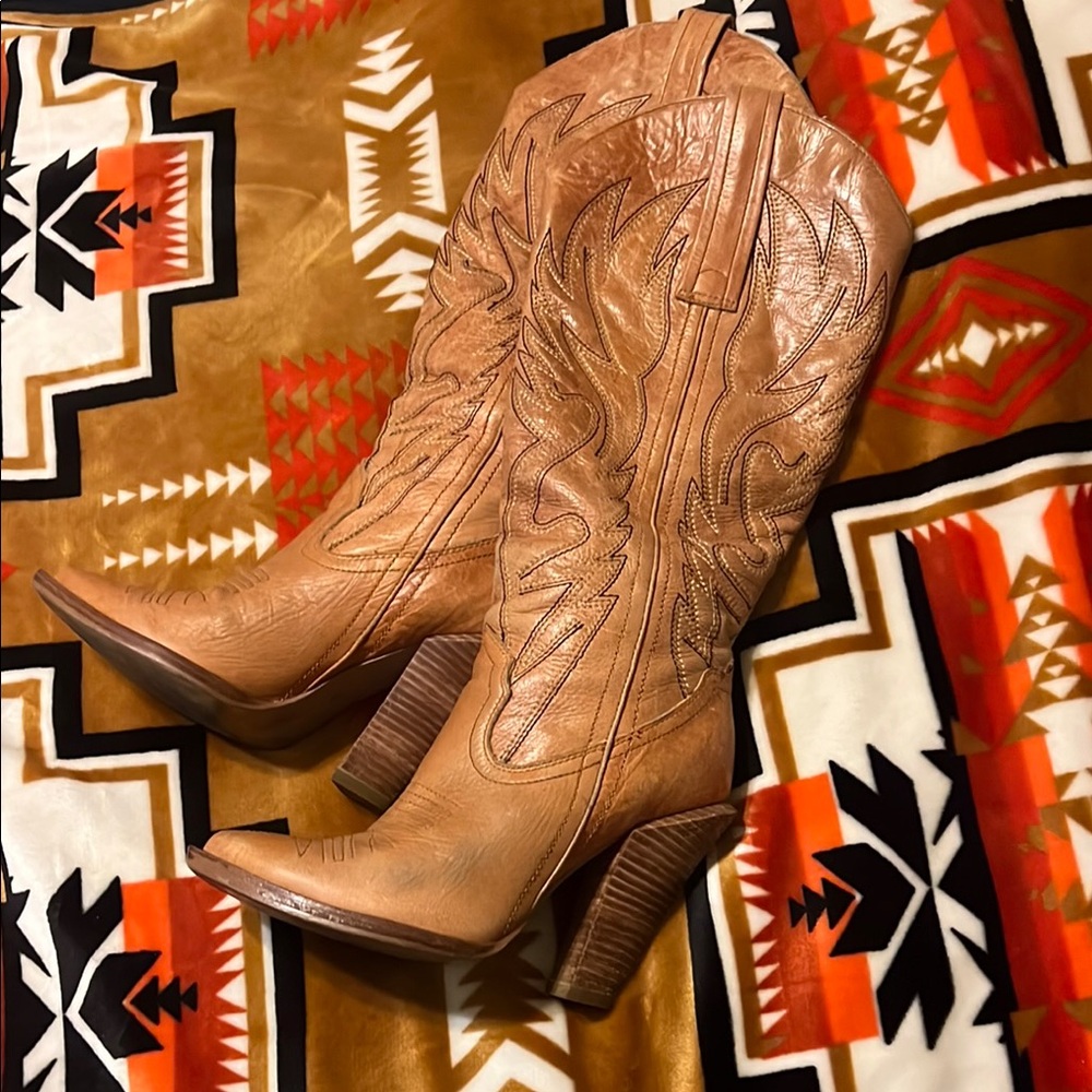 Tan Heeled Boots with Intricate Stitching